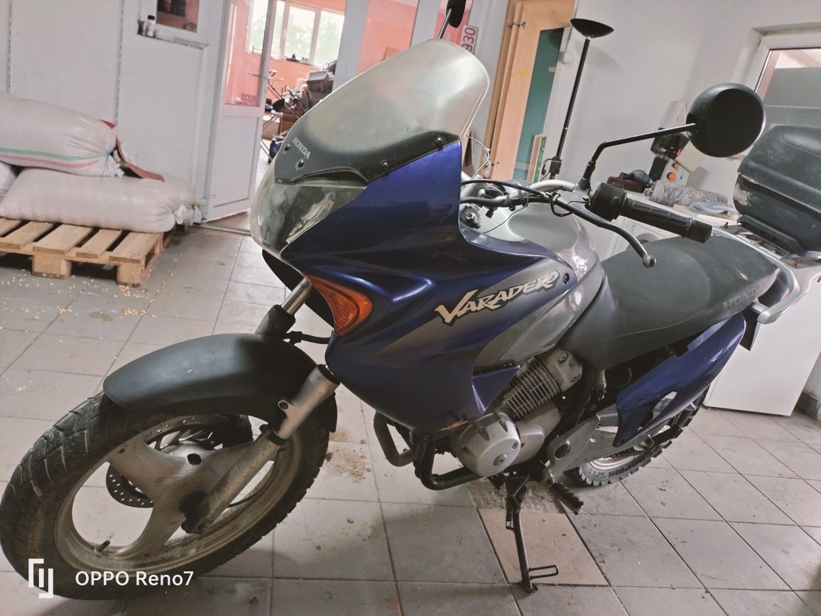 Honda Varadero 125 fara acte si cheie