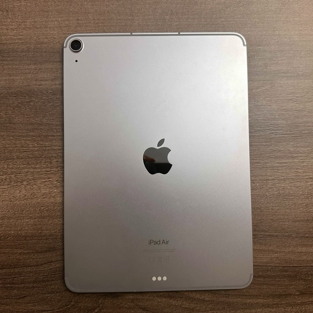iPad Air 2024, 11 inch, M2, 128GB, Cellular заедбно с Apple Pencil Pro