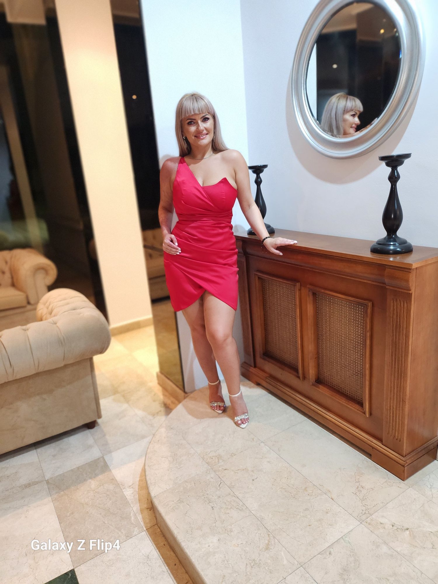 Rochie Rosu Wine realizata pe Comanda Casa de Moda Vigo