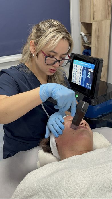 Косметолог.Чистка лица.витамины.пилинг.микроигольчатый рф лифтинг