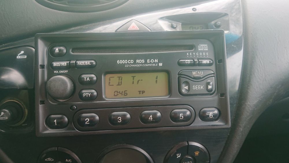 Работещо    CD 6000 RDS E-O-N  за форд,ford  мондео,галакси, транзит.