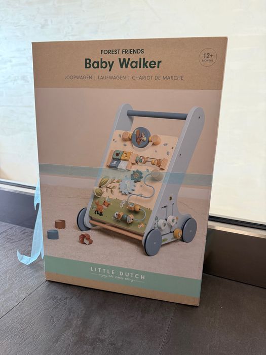 Дървена проходилка с активности Forest Friends от Little Dutch - НОВО