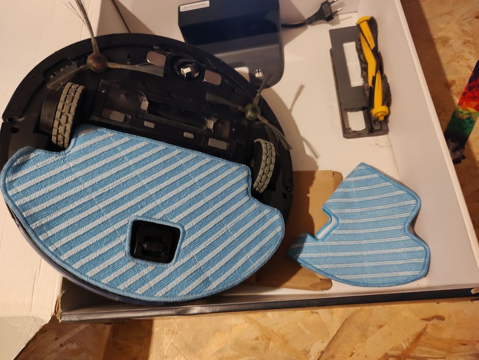 Aspirator robot Deebot Ecovacs Osmo 930 1+1 rezerva