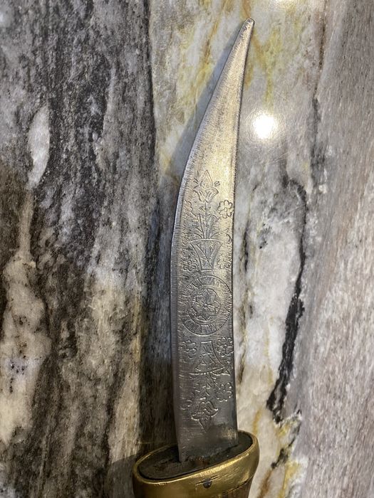 Стар гравиран нож КОЛЕКЦИОНЕРСКИ