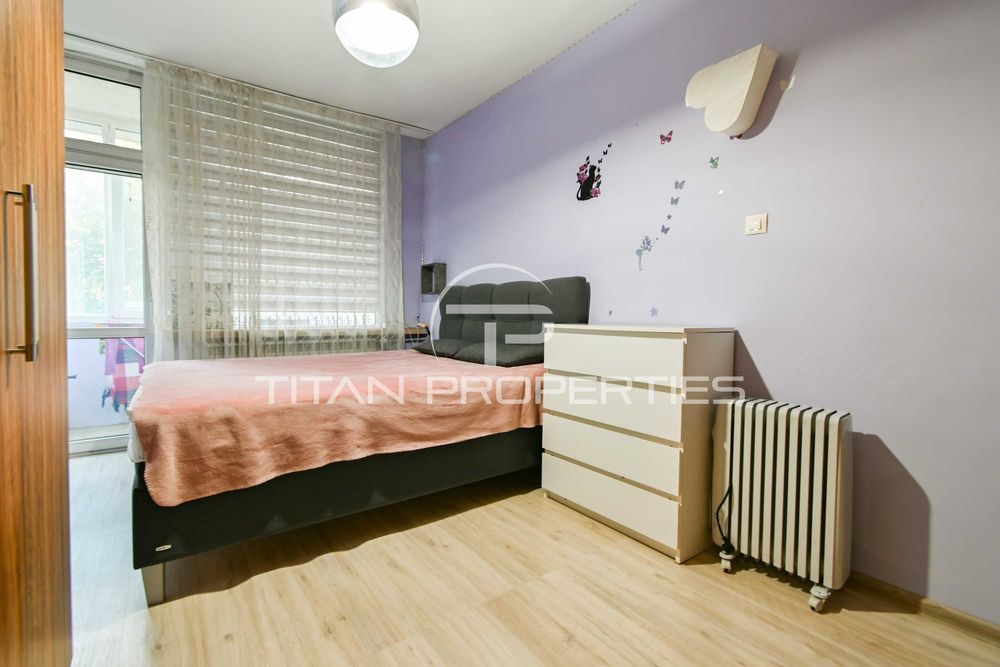 Продава се Тристаен апартамент в София, Разсадника - 89 кв.м за 2416 €/кв.м - Снимка #11