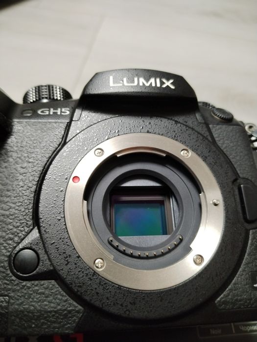 Panasonic GH5 ca  Nou