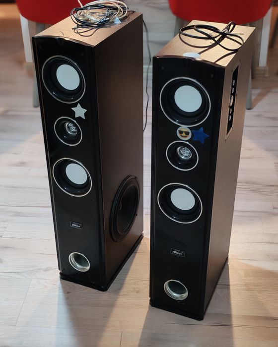 Boxe Vker, în stare bună