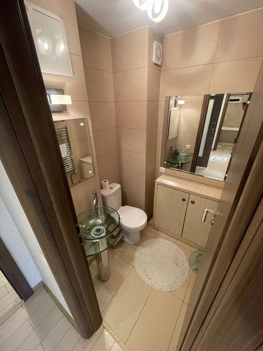 Craiova,Regim-Hotelier,Apart.3 camere,2bai,min.2zile,1000 lei/zi/neg