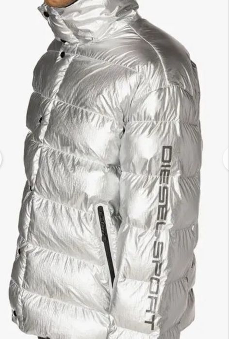 DIESEL яке сребърно , промазан шушляк!