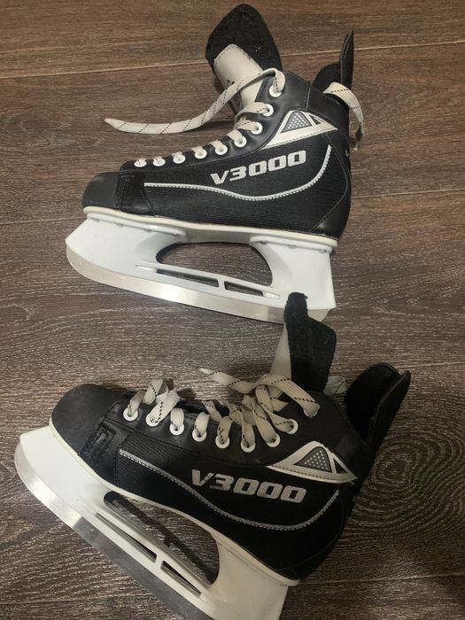 коньки хоккейные