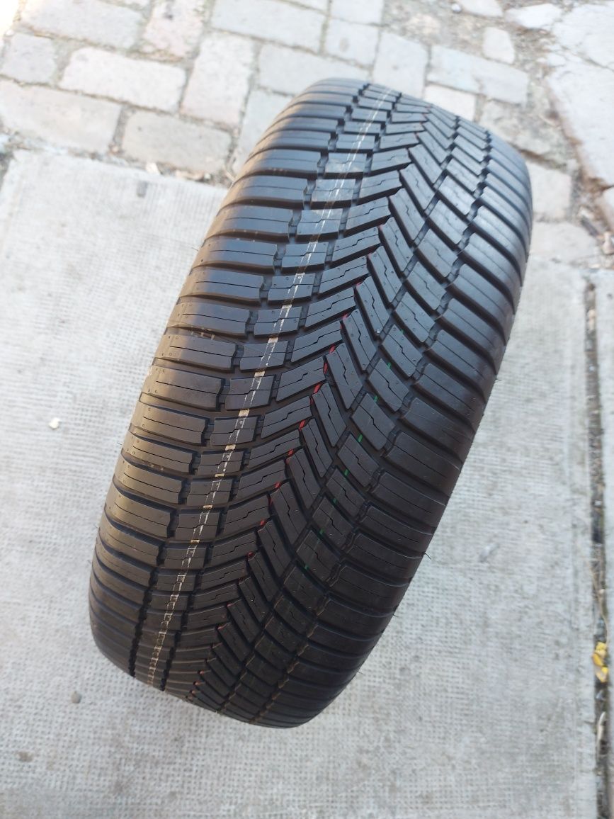 235/245 55/45 R17 M+S iarnă - una Bridgestone Continental