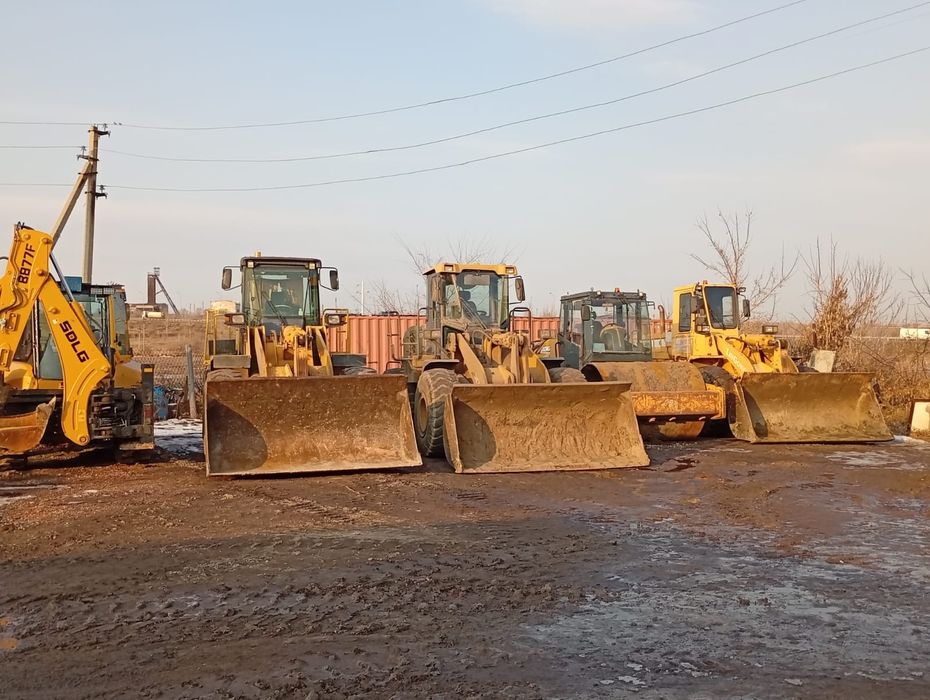 Погрузчики, катки, вывоз строительного мусора