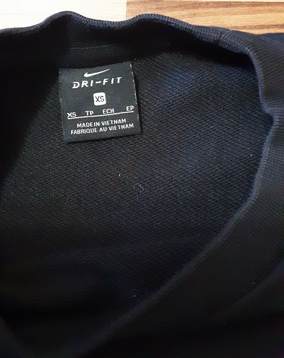(S) NIKE PRO оригинални клин(35лв),долница(45лв) и блуза(50лв)