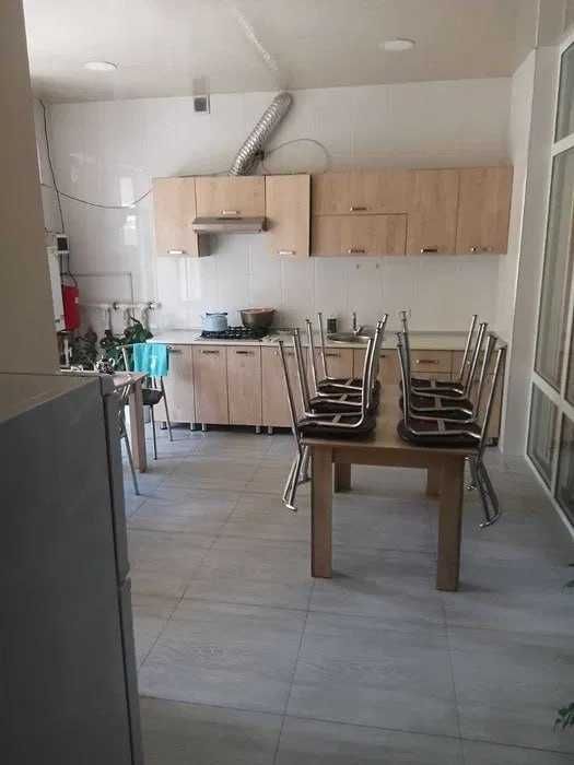 ул.Ш.Руставели 1-проезд Текстиль 1-этаж 2-комн 100 м² ремонт мебель