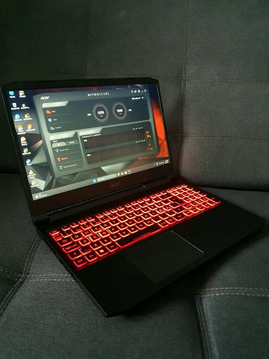 Acer Nitro,Ecran15 "144Mhz,Cpu i5,Ram 32gb,SSD-uri 1.5 Tera,Nvidia RTX
