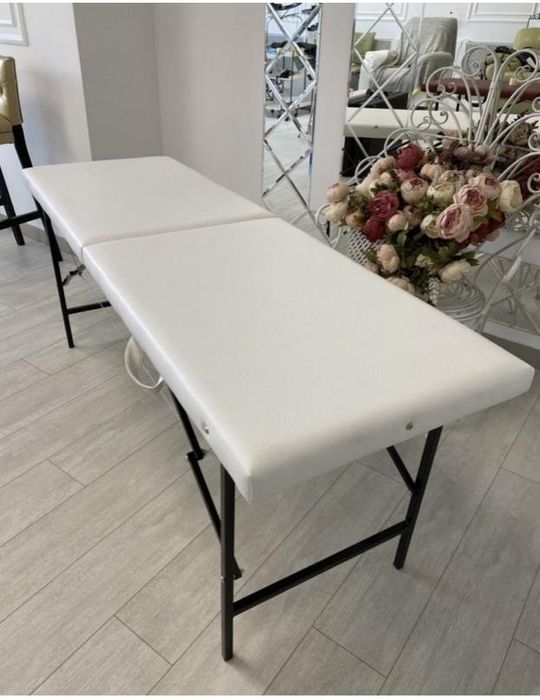 Продаю массажный/косметологический стол в отличном состоянии!
Продаю м