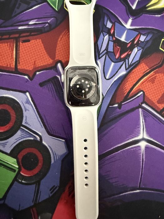 Apple watch series 8