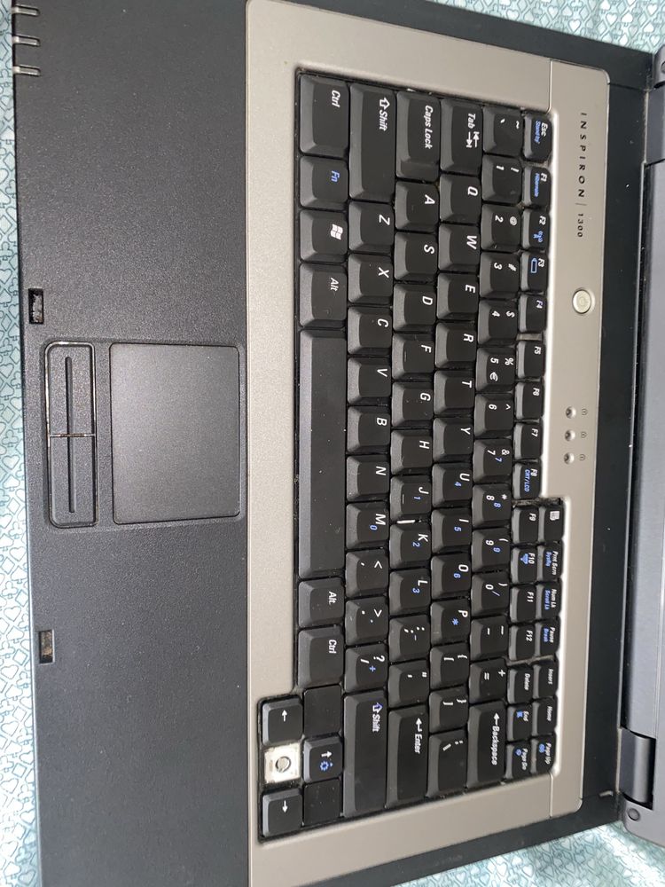 Laptop dell inspiration 1300 celeron M370 40 GB