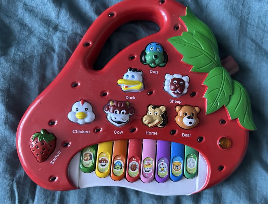 Jucarii interactive fetite si baieti