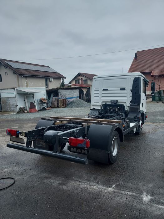 Man TGL 8.180 sasiu gol