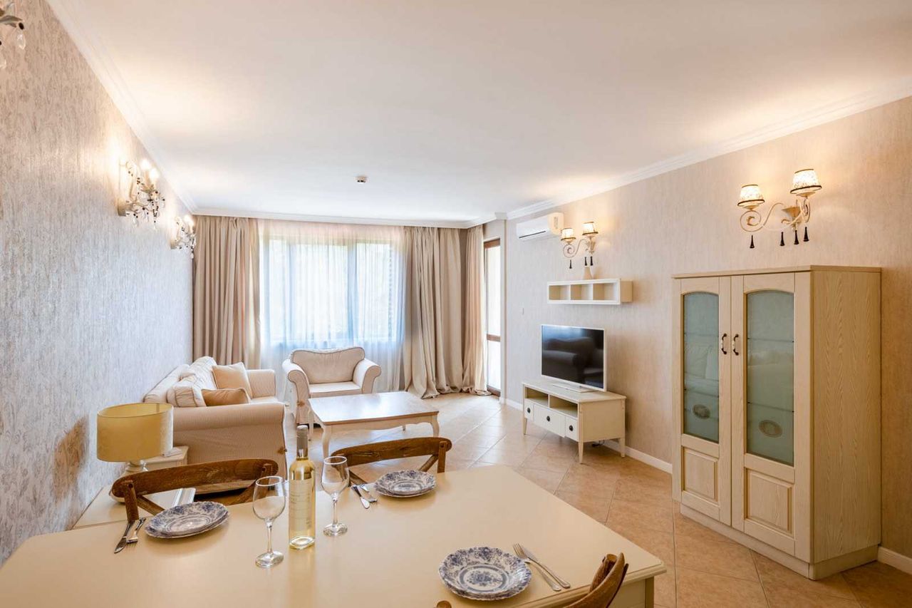 Продава се Тристаен апартамент в с. Лозенец, Област Бургас - 142 кв.м за 1655 €/кв.м - Снимка #2