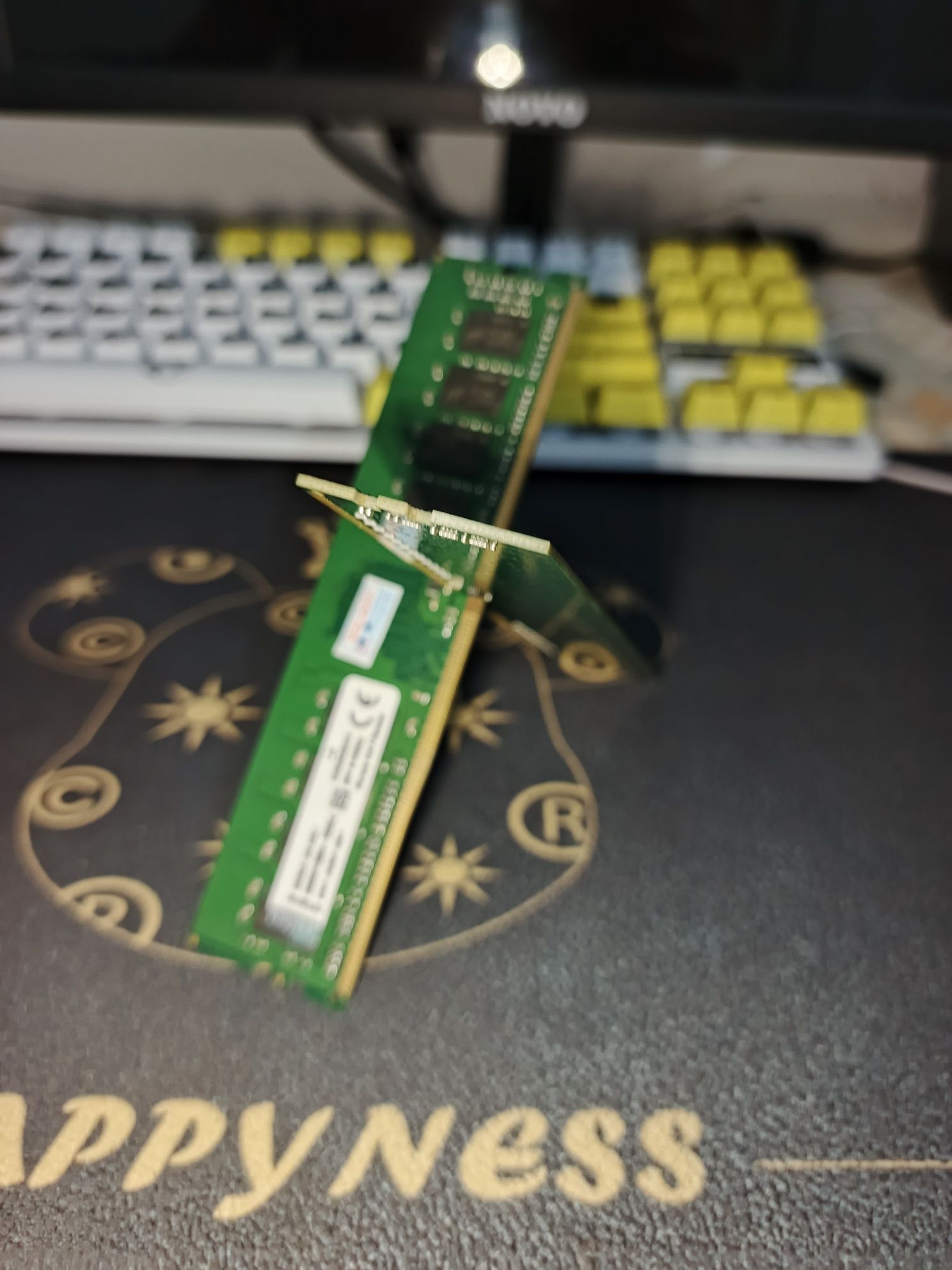 ОЗУ DDR4 8GB — 2666MHz и 3200MHz — отличное состояние!