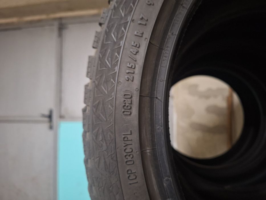 Зимни гуми Continental 215/45/17