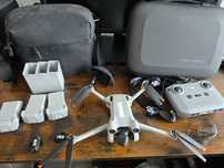 Dronă DJI Mini 3 Pro Fly More Combo + card 256GB + accesorii multiple