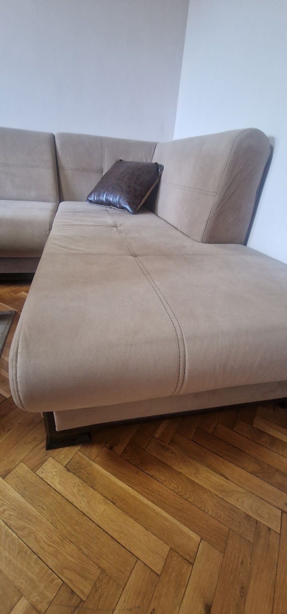 Диван принцес перфектно състояние