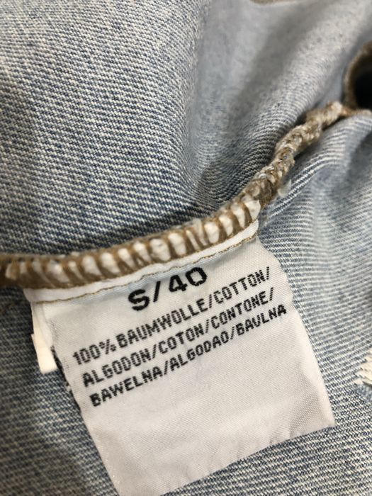 Geaca de blugi cu broderie