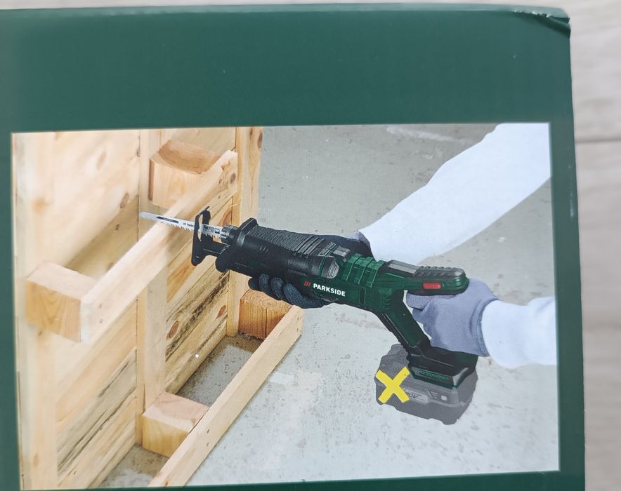 Ferăstrău sabie parkside pe acumulator 20v