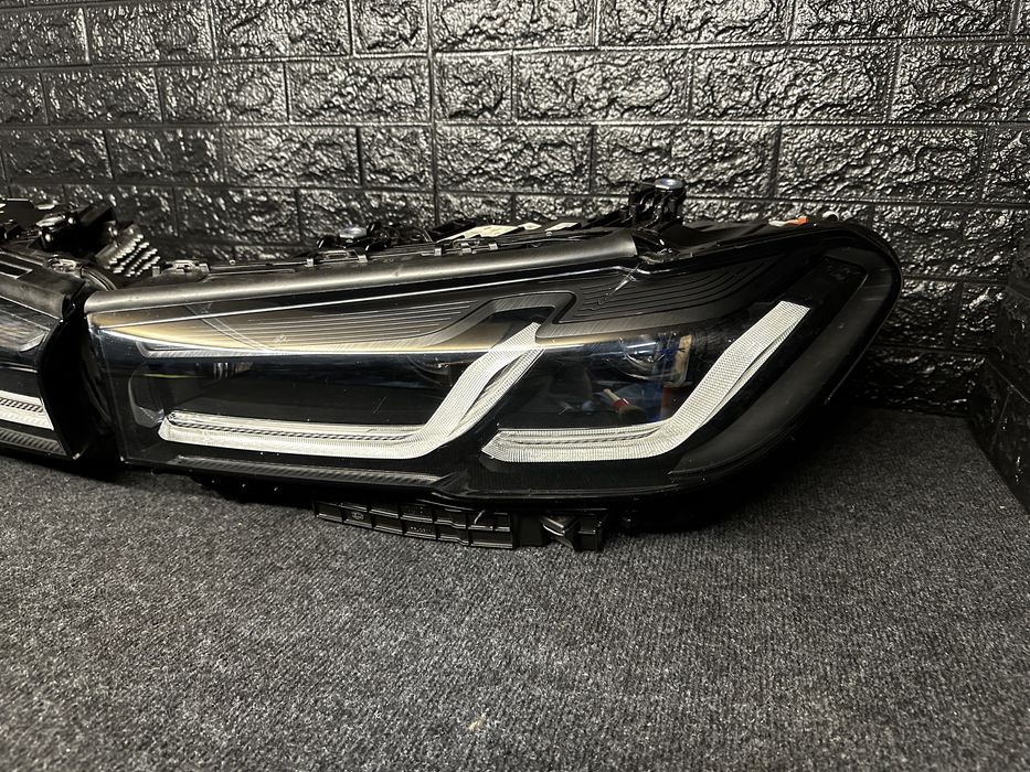 Far Faruri Bmw seria 5 G30 F90 M5 Lci full led adaptive Shadow