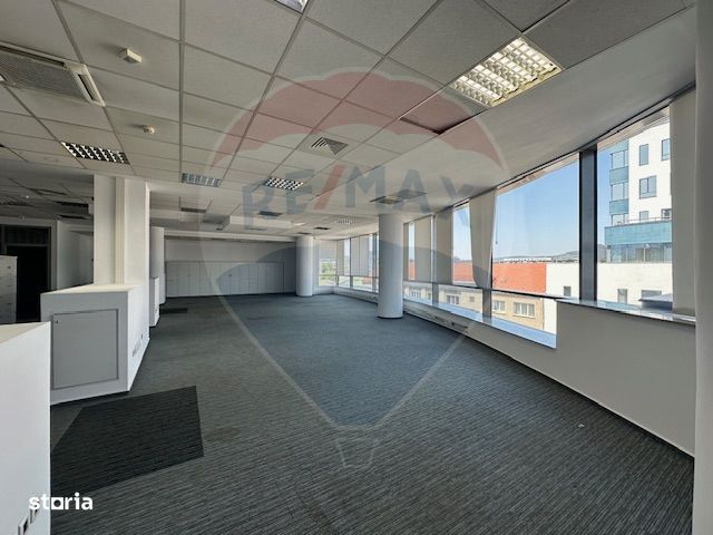 Spatiu de birouri de inchiriat 380 mp in zona Centrala
