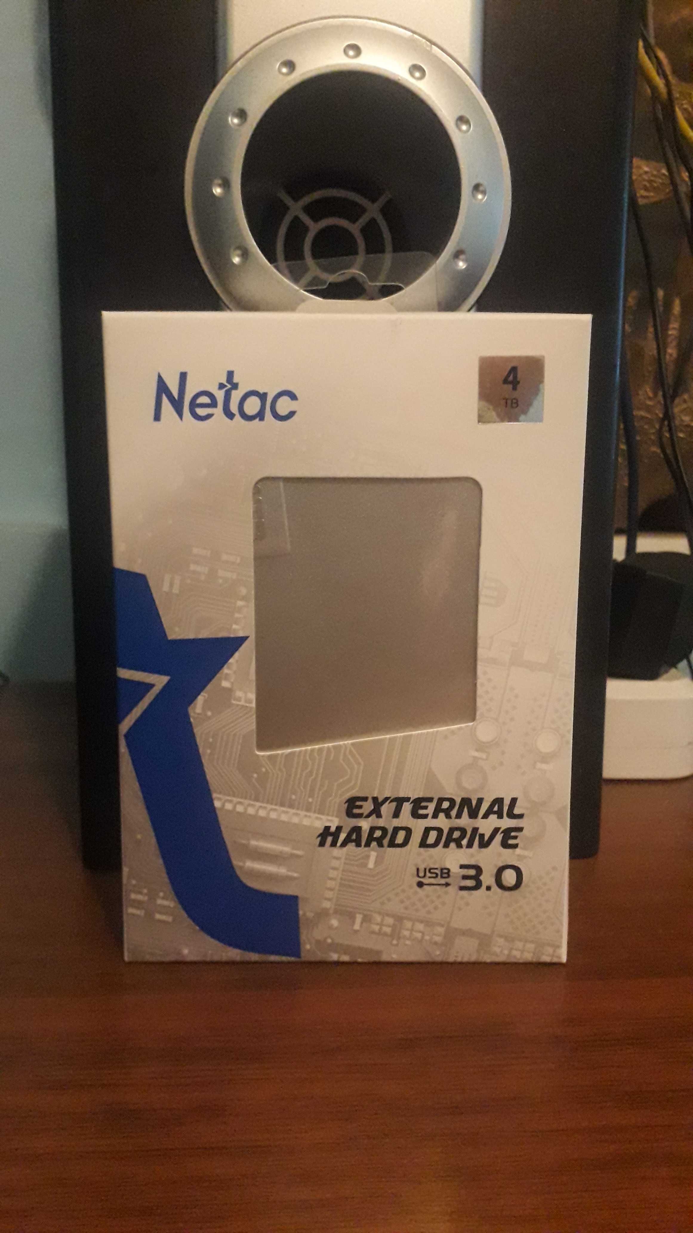 продам внешний жесткий диск Netac 4Tb