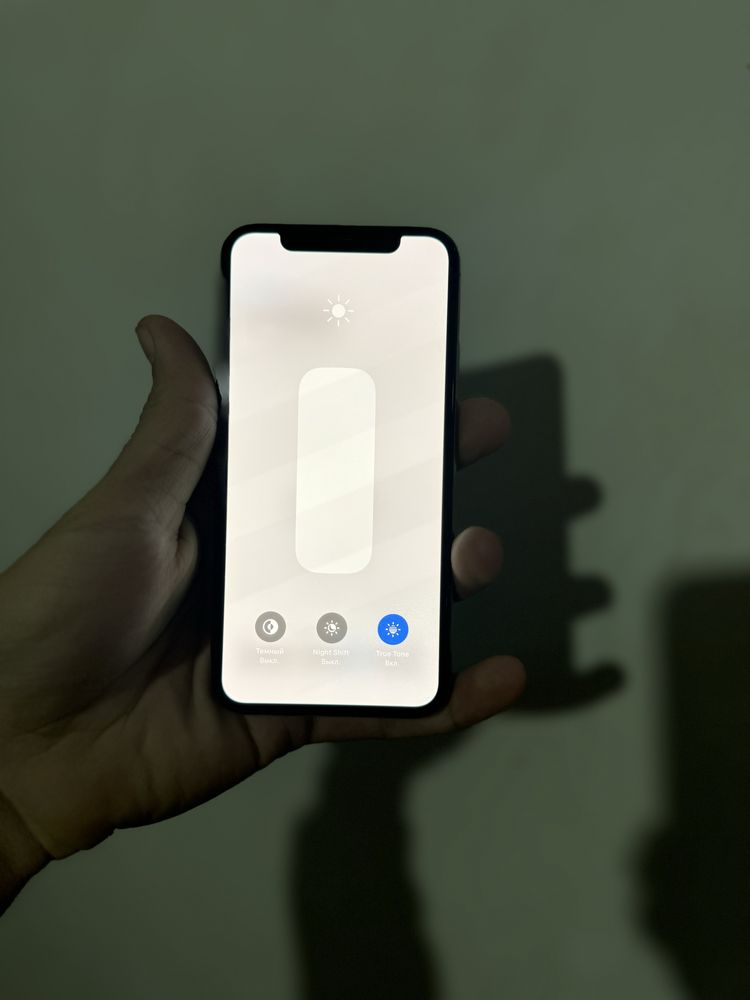 Tel holati idiyal aybi yo 64gb 100% 140$ kelishamiza