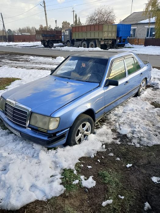 Продам Мерседес 124