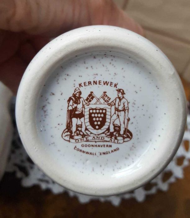 Прекрасен керамичен комплект солнички от Англия