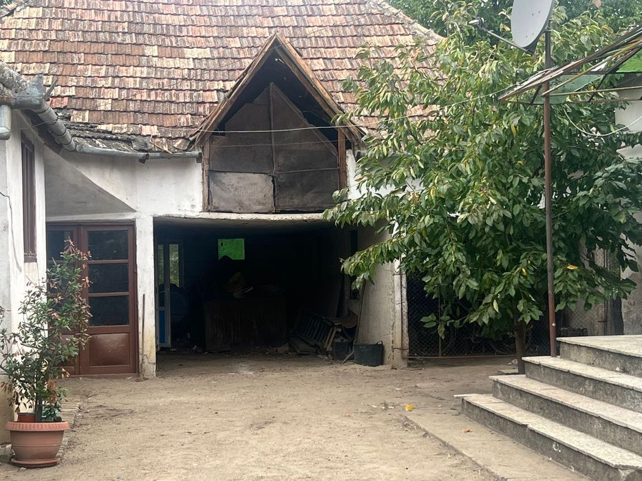 Casa de vanzare Chisineu Cris , Razboieni 30 .