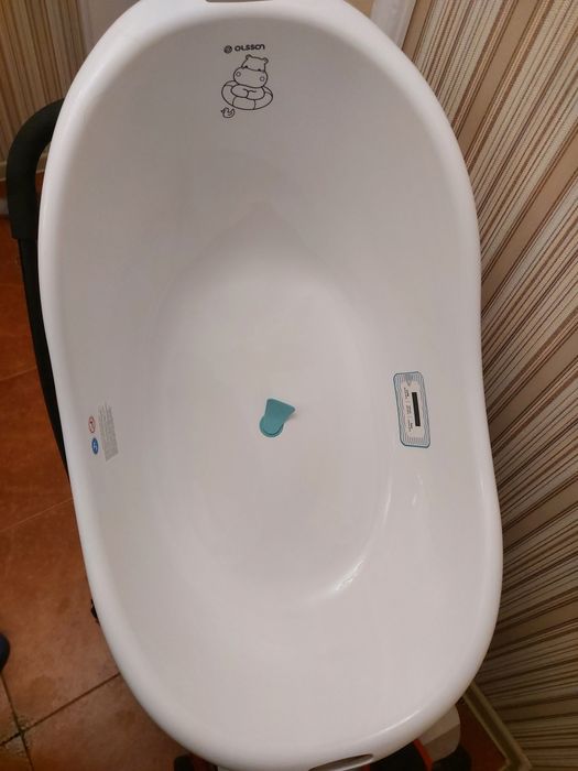 Тазик для купание малышей