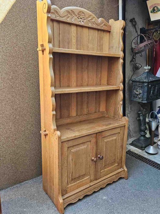 Шкаф/библиотека уникална изработка