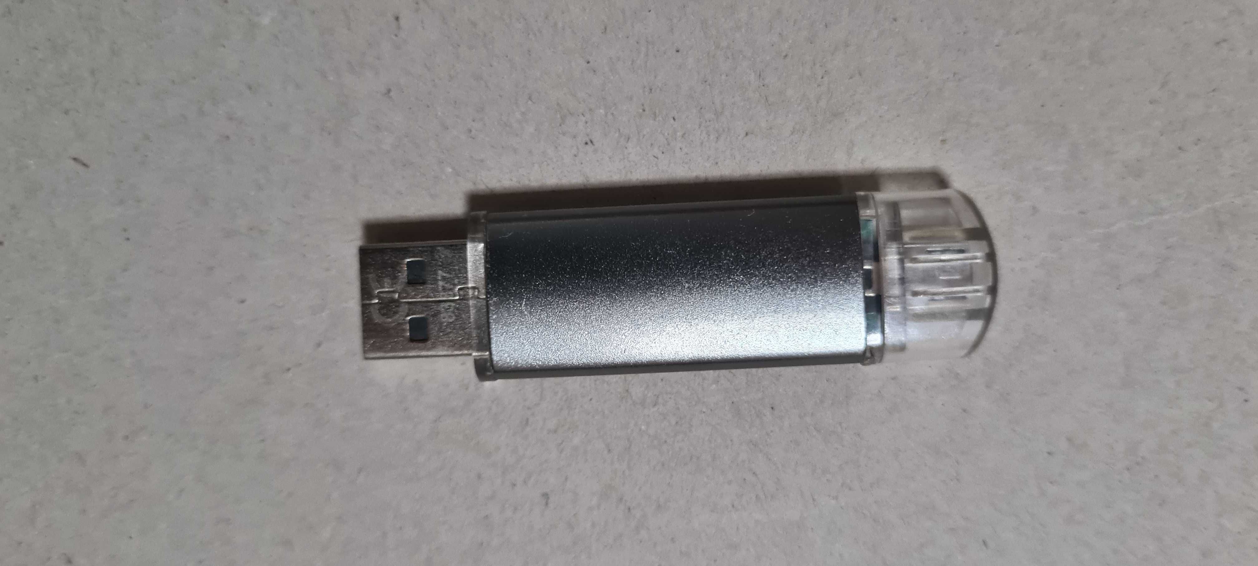 Stick USB 16GB +micro USB