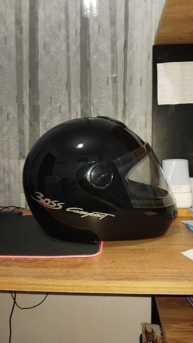 Моторна каска UVEX 3055 compact