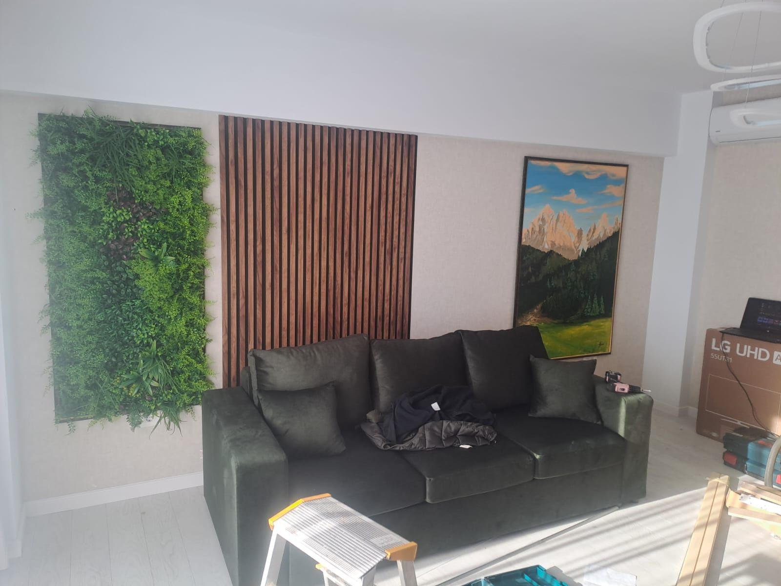 Montaj riflaje,tapet,panouri vegetale+ randari 3d_servicii complete