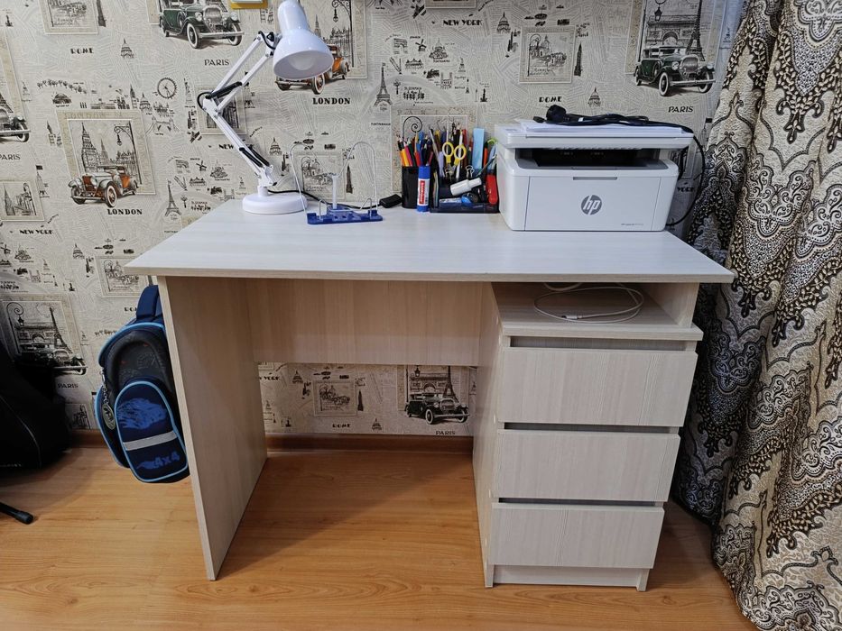 комплект мебели для школьника