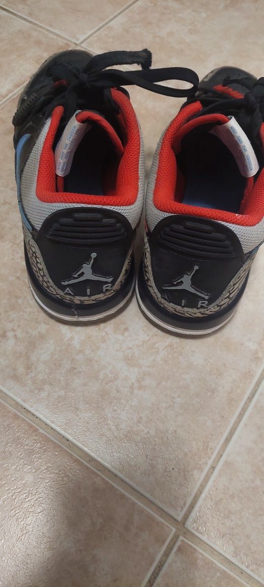 Маратонки Air Jordan