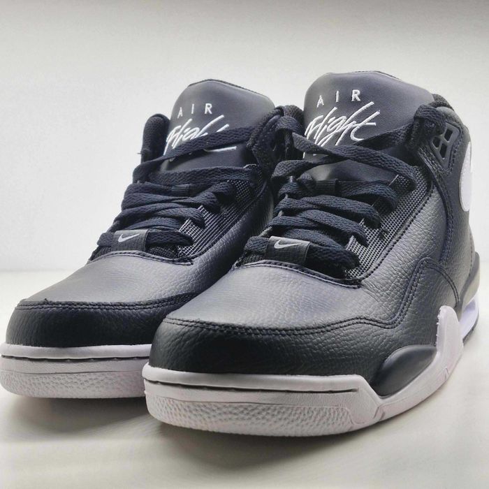 *SALE* Nike Flight Legacy Black/White 42.5 EU