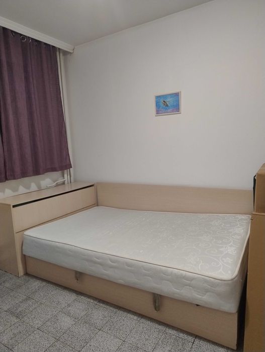 Продавам спалня+ракла и бюро