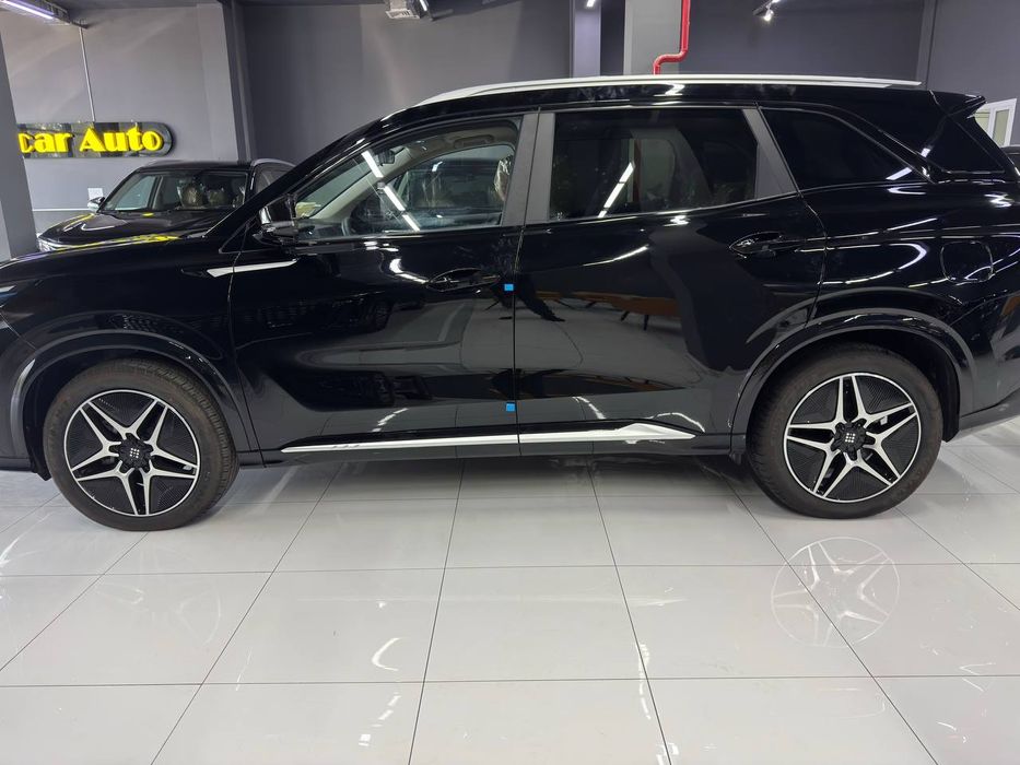 Dong Feng E 5 hybrid