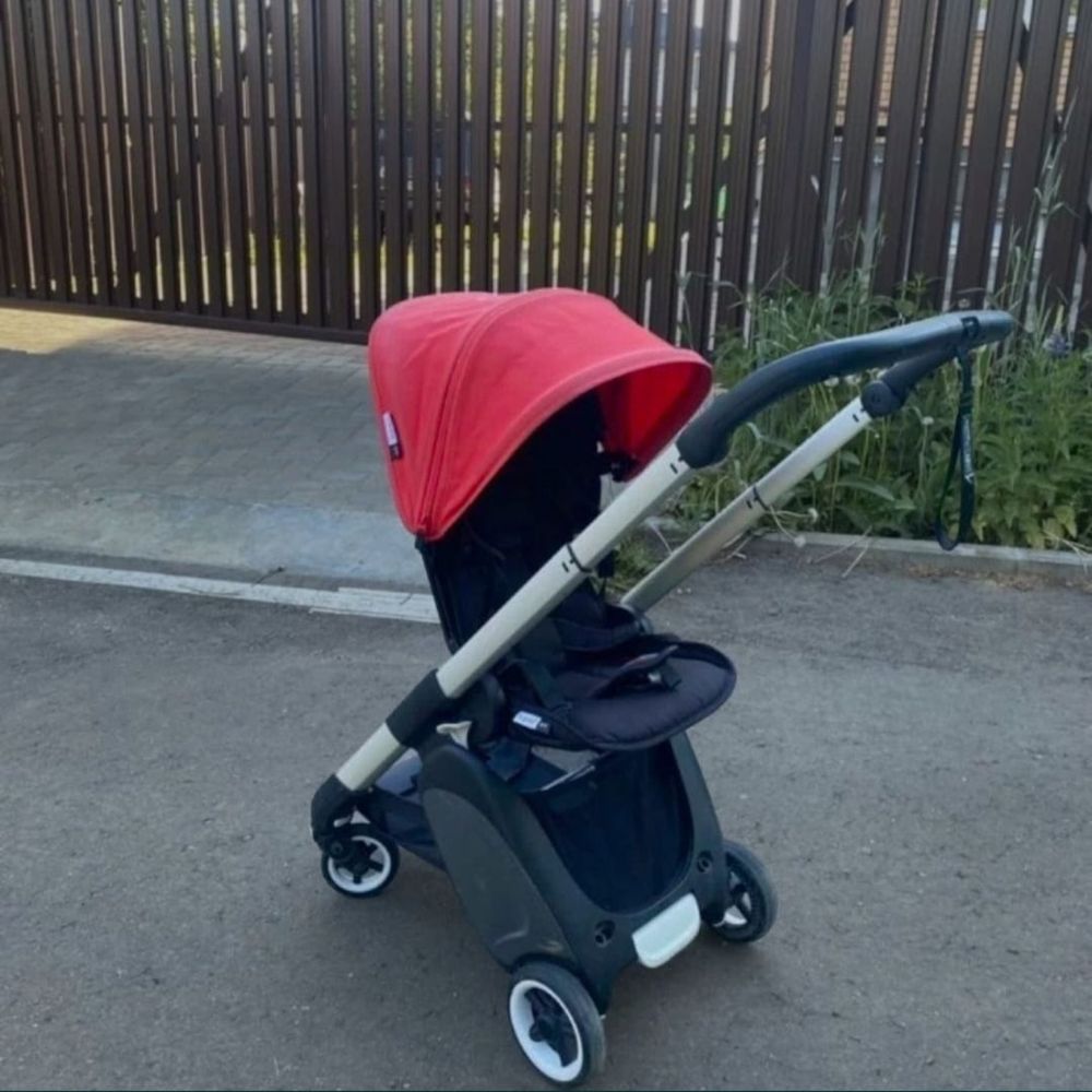 Bugaboo ant с красным капором