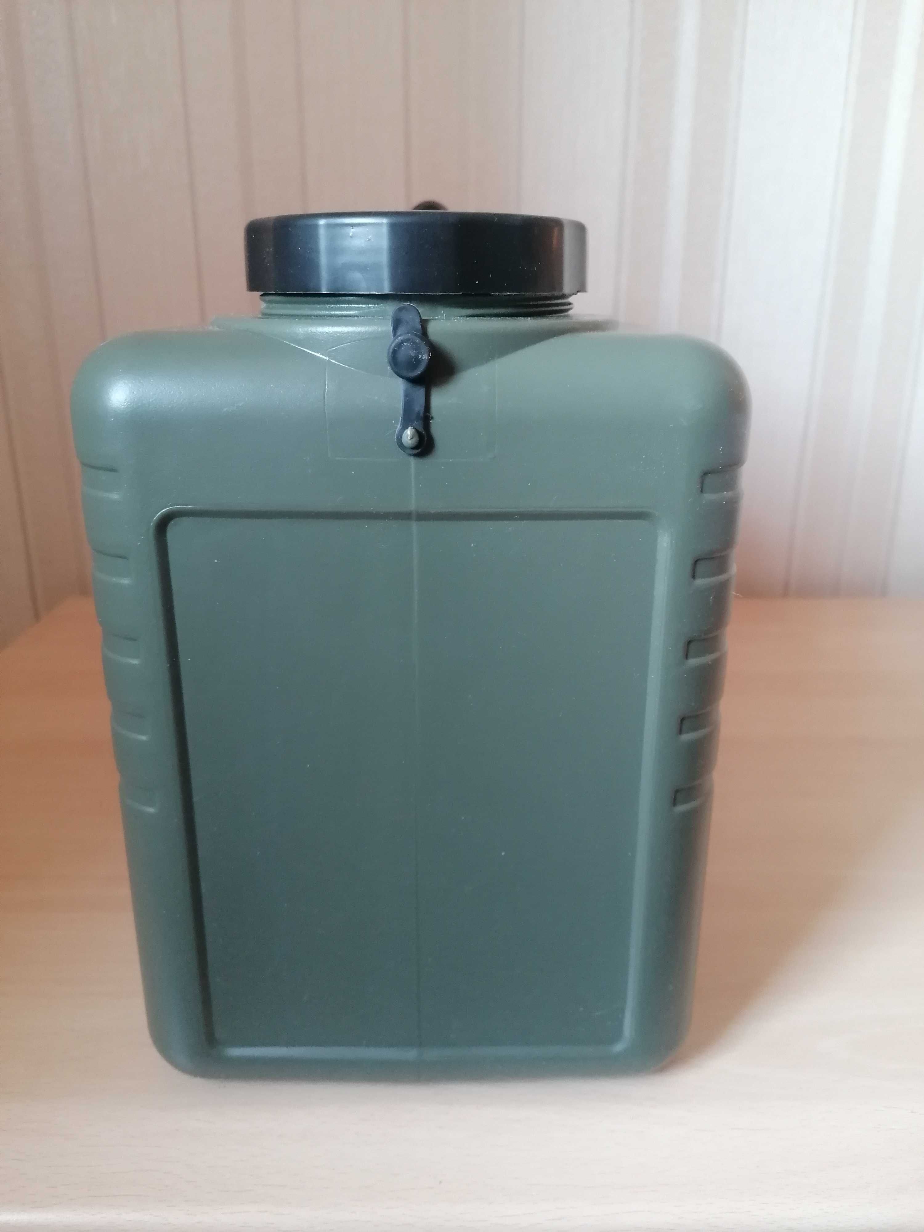 Туба бидон за вода с кран канелка Fatbox Water Carrier 15l
